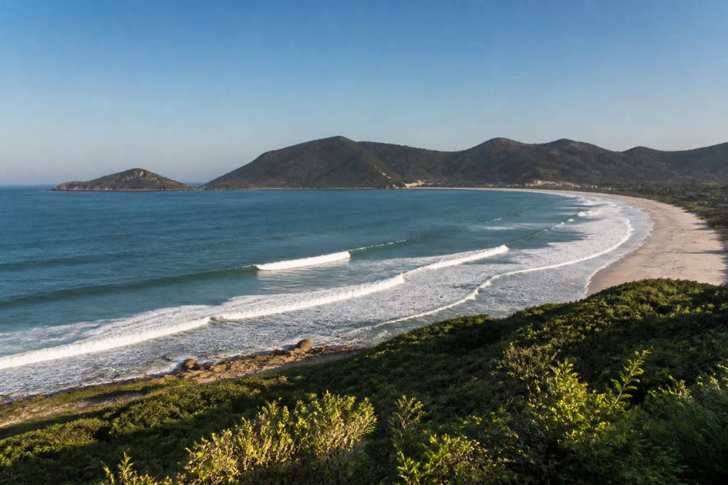 Waves Joaquina: condições, previsão e dicas para surfar na praia da Joaquina